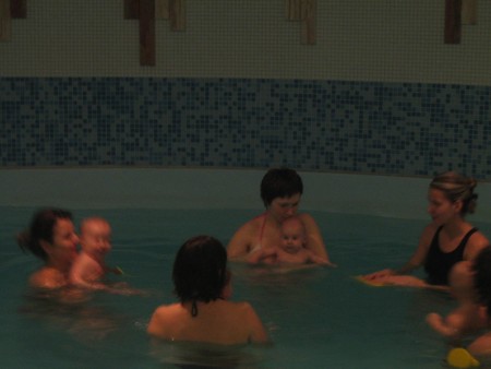 na plávaní s kamošmi